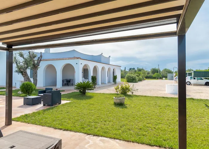 Bianca Villa Carovigno